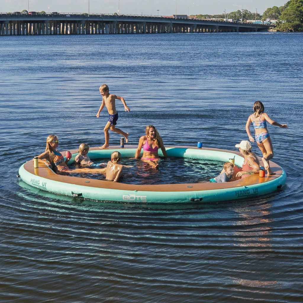 Hangout Water Hammock Package - Image 4